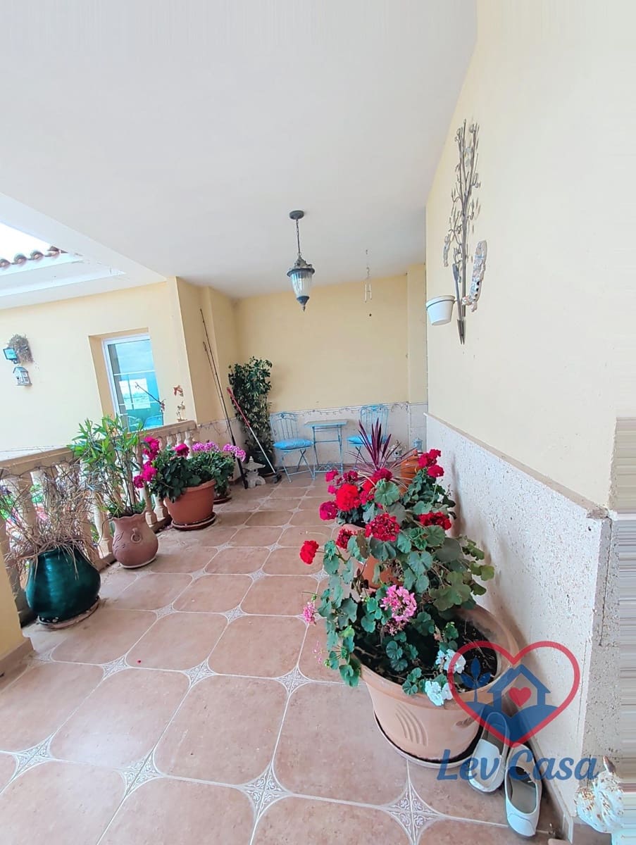 Chalet de 5 habitaciones en Totana en venta - 289.800 € (Ref: 9980559)