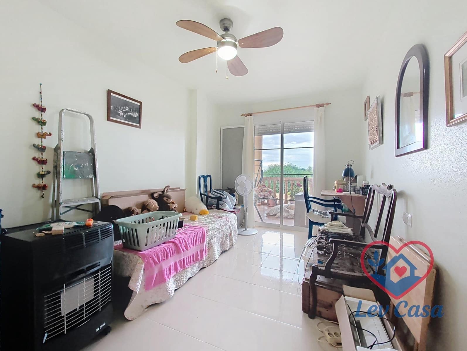 Chalet de 5 habitaciones en Totana en venta - 289.800 € (Ref: 9980559)