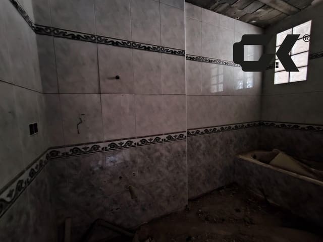 6 soveværelse Lejlighed til salg i Sangonera la Seca, Murcia by med garage - € 105.000 (Ref: 9980576)
