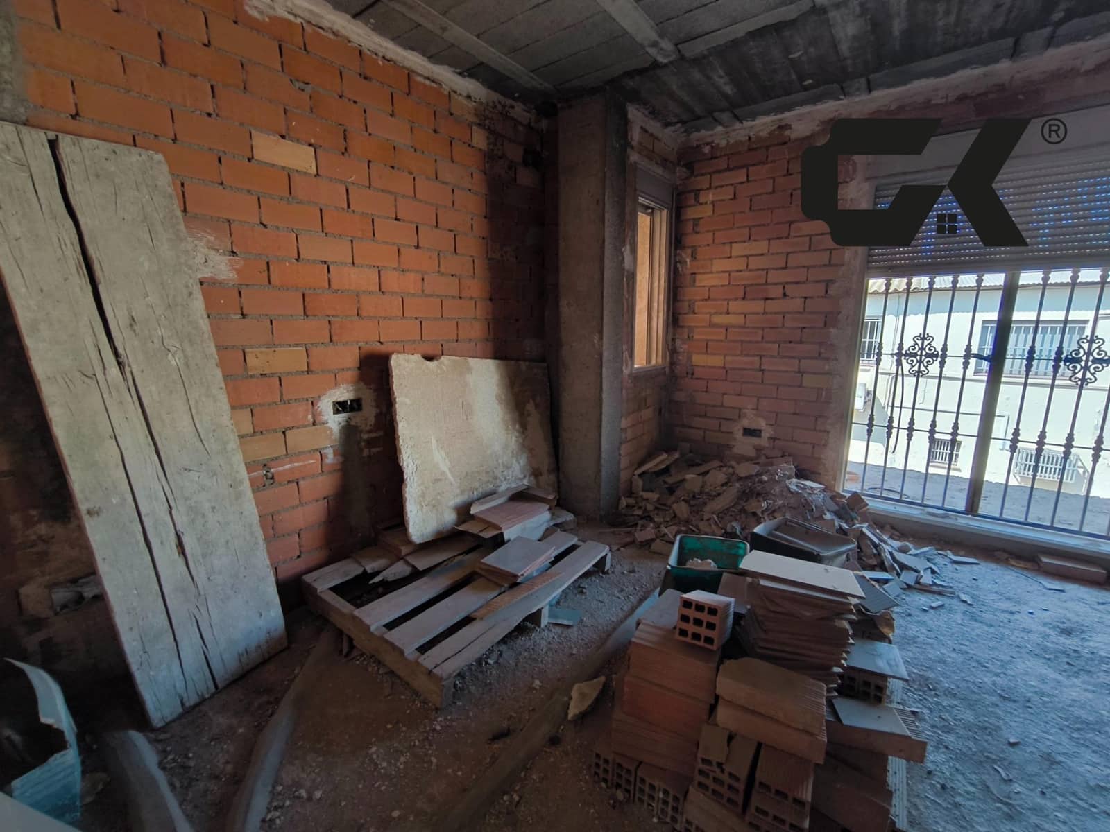 6 soveværelse Lejlighed til salg i Sangonera la Seca med garage - € 105.000 (Ref: 9980576)