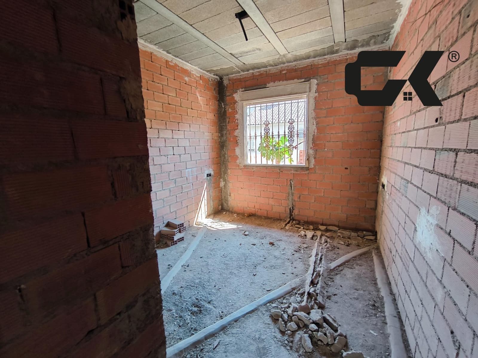 6 soveværelse Lejlighed til salg i Sangonera la Seca med garage - € 105.000 (Ref: 9980576)