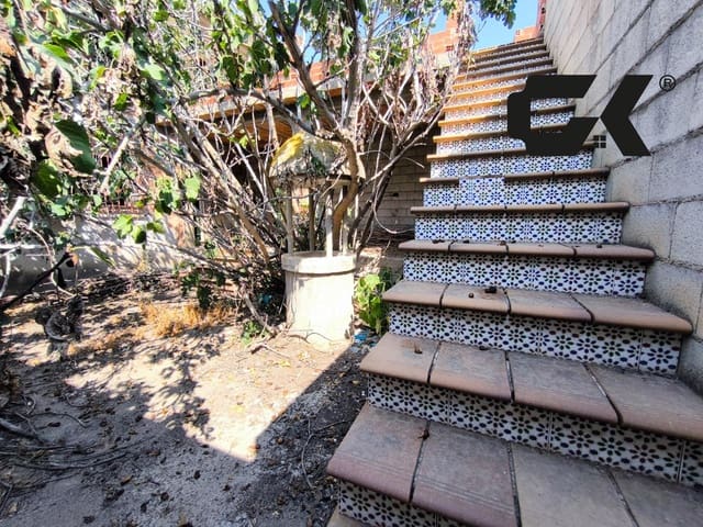 6 soveværelse Lejlighed til salg i Sangonera la Seca, Murcia by med garage - € 105.000 (Ref: 9980576)
