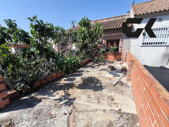 6 soveværelse Lejlighed til salg i Sangonera la Seca, Murcia by med garage - € 105.000 (Ref: 9980576)