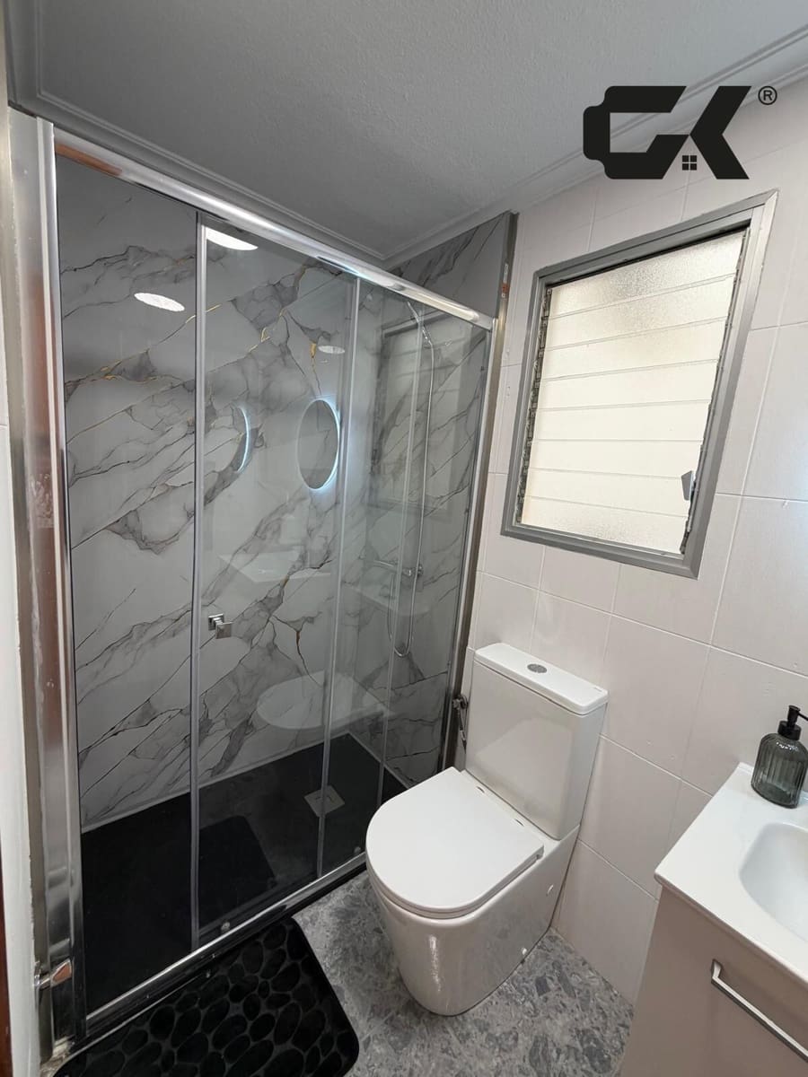 Appartement de 5 chambres à louer à Alcantarilla - 300 € (Ref: 9999811)
