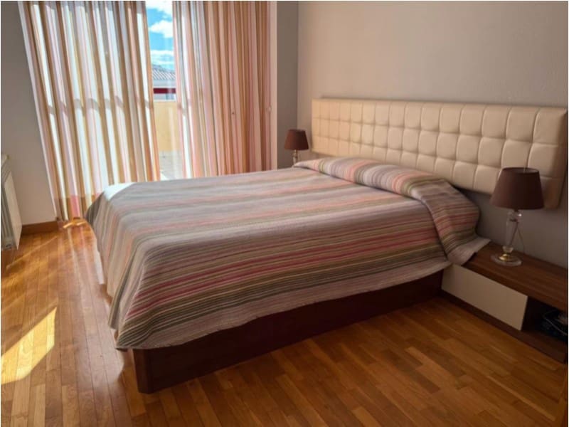 5 bedroom Villa for sale in Benicassim with garage - € 569,000 (Ref: 10049176)