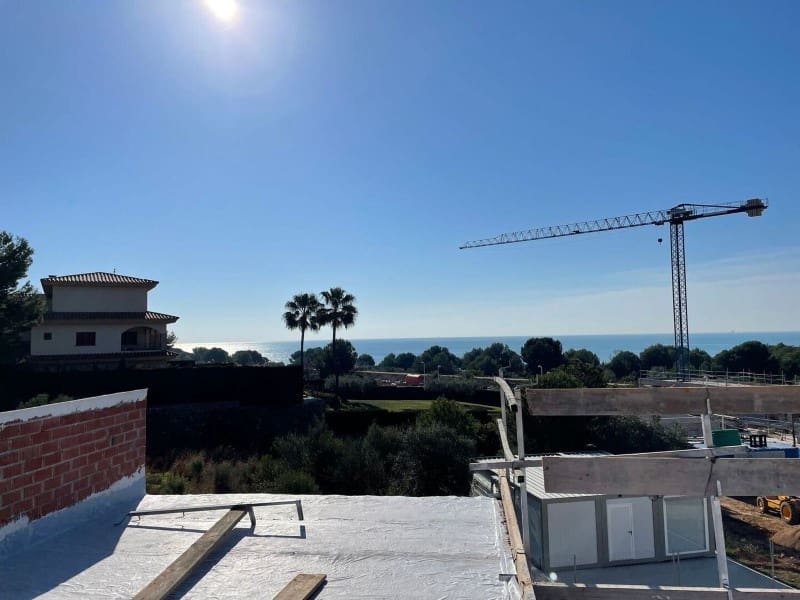 Landgrundstück zu verkaufen in Oropesa  - 310.000 € (Ref: 10049177)