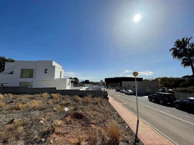 Undeveloped Land for sale in Oropesa  - € 310,000 (Ref: 10049177)