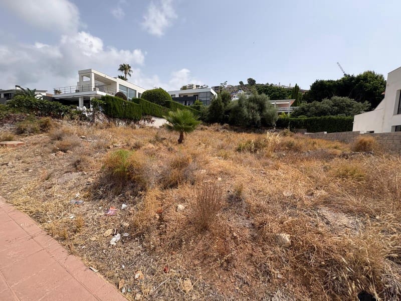 Landgrundstück zu verkaufen in Oropesa  - 310.000 € (Ref: 10049177)
