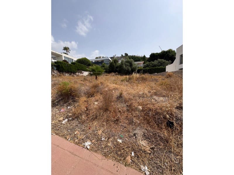 Landgrundstück zu verkaufen in Oropesa  - 310.000 € (Ref: 10049177)