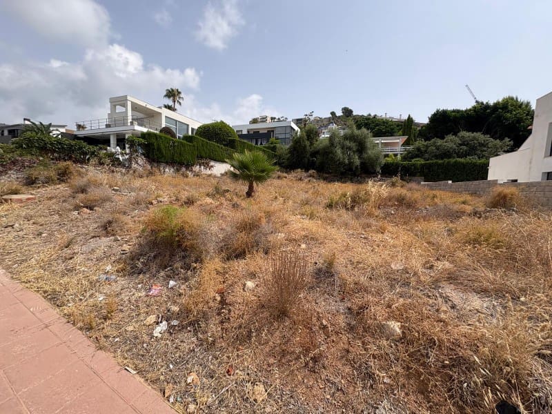 Landgrundstück zu verkaufen in Oropesa  - 310.000 € (Ref: 10049177)