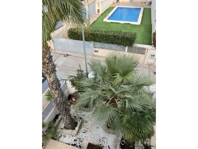 4 bedroom Townhouse for sale in Benicassim with garage - € 490,000 (Ref: 10049178)