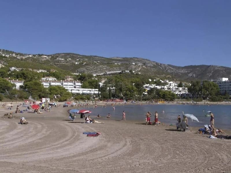 Apartamento de 1 habitación en Alcossebre en venta con piscina - 143.000 € (Ref: 9980610)
