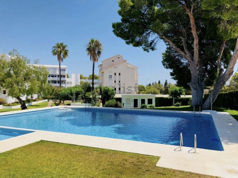 Piso de 2 habitaciones en Alcossebre en venta con piscina - 150.000 € (Ref: 9980611)