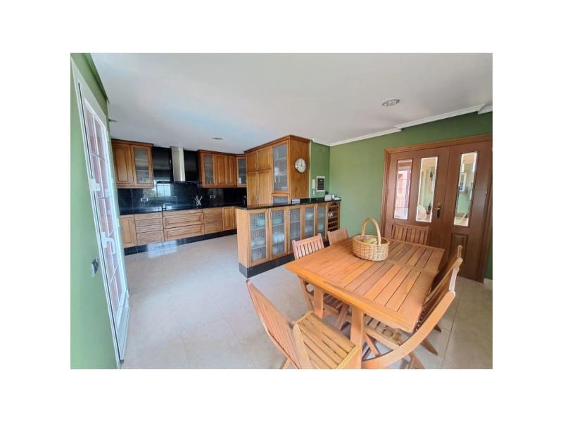 Chalet de 4 habitaciones en Benicàssim en venta con piscina garaje - 434.400 € (Ref: 9980612)
