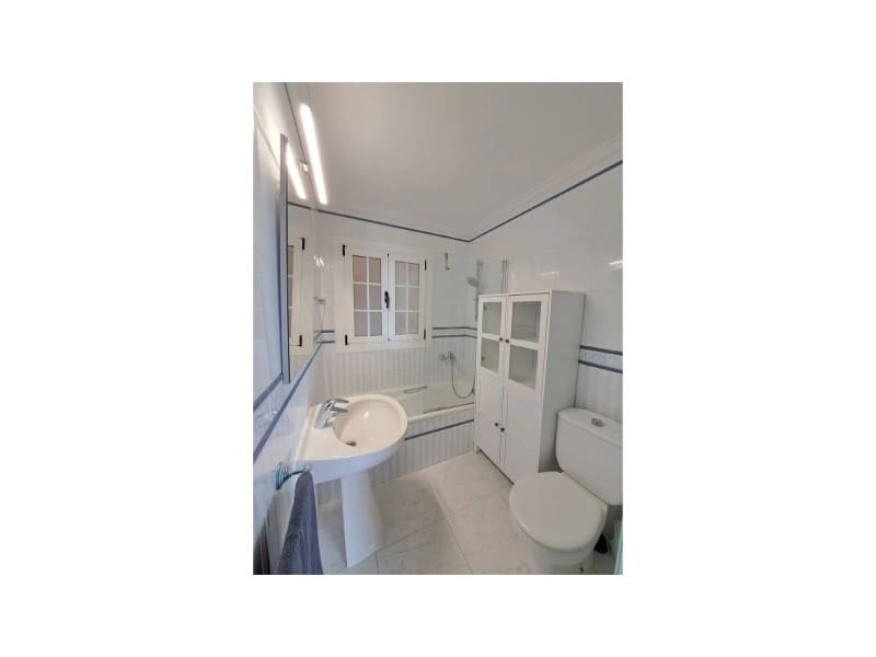 Chalet de 4 habitaciones en Benicàssim en venta con piscina garaje - 434.400 € (Ref: 9980612)