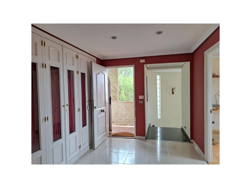 Chalet de 4 habitaciones en Benicàssim en venta con piscina garaje - 434.400 € (Ref: 9980612)
