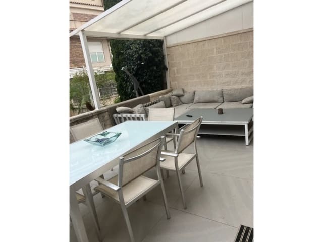 5 soverom Kjedet enebolig til salgs i Norte, Castelló de la Plana med garasje - € 490 000 (Ref: 9980617)