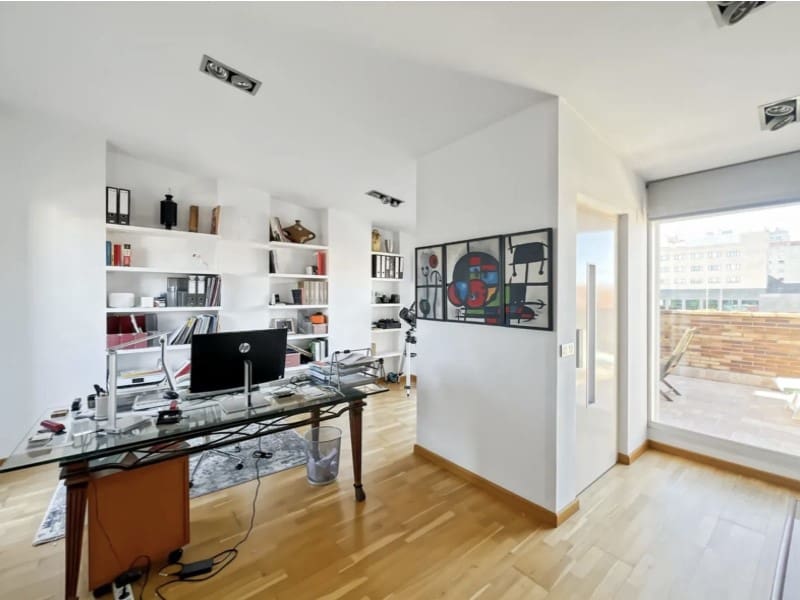 5 soveværelse Semi-Rækkehus til salg i Castello de la Plana med garage - € 490.000 (Ref: 9980617)