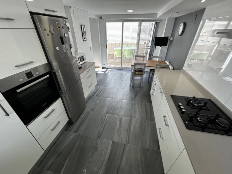 3 soveværelse Semi-Rækkehus til salg i Benicassim med garage - € 635.000 (Ref: 9980618)