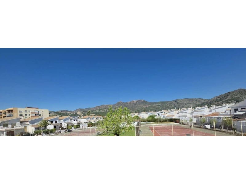 3 soveværelse Semi-Rækkehus til salg i Benicassim med garage - € 635.000 (Ref: 9980618)