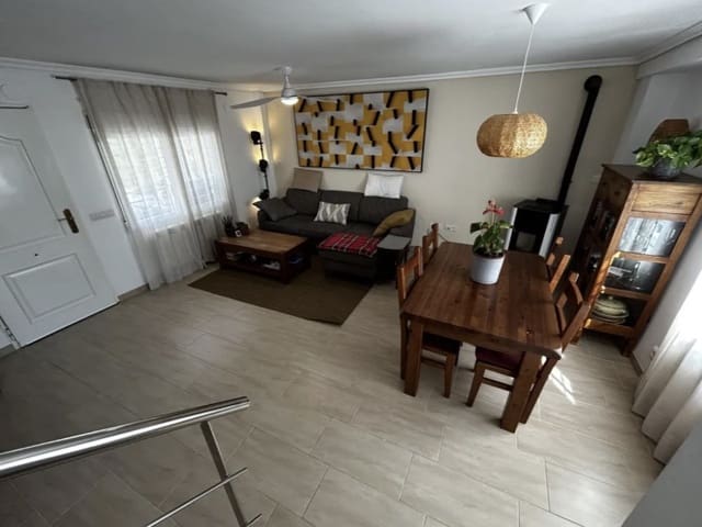3 soverom Kjedet enebolig til salgs i Benicàssim med garasje - € 635 000 (Ref: 9980618)