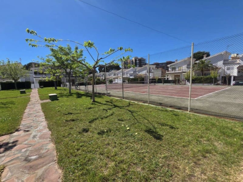 3 soveværelse Semi-Rækkehus til salg i Benicassim med garage - € 635.000 (Ref: 9980618)