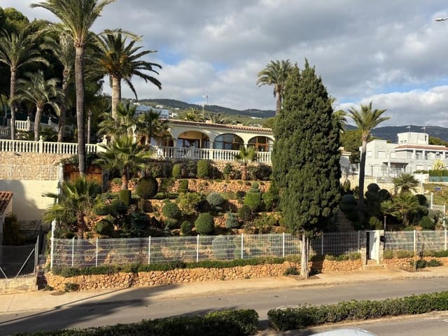4 soverom Villa til salgs i Alcossebre, Alcalá de Xivert med garasje - € 1 200 000 (Ref: 9980619)