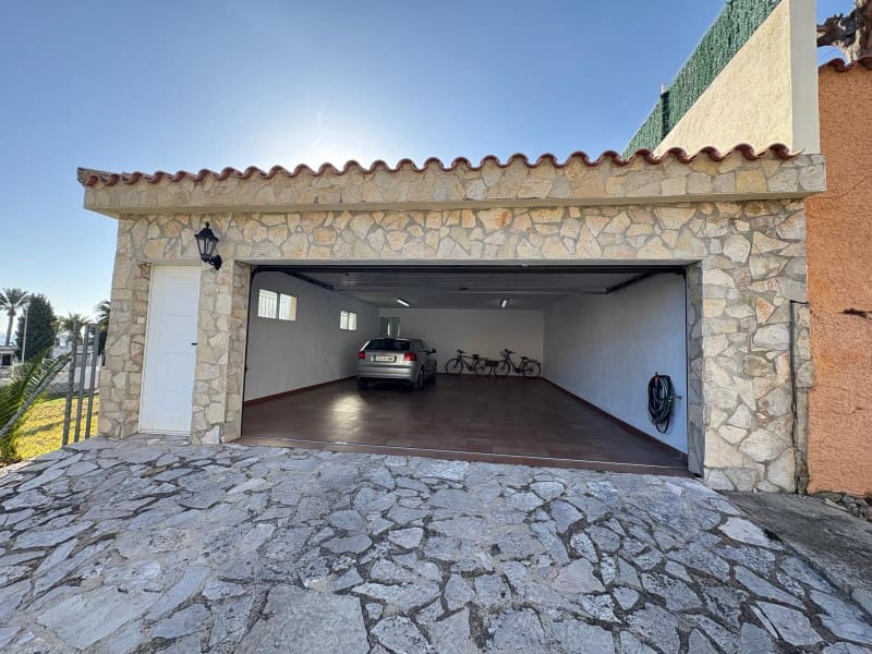 4 soveværelse Villa til salg i Alcossebre med garage - € 1.200.000 (Ref: 9980619)