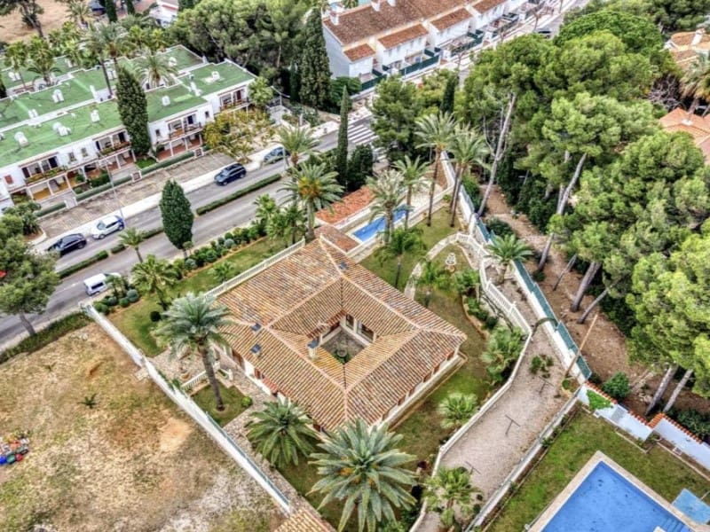 4 soveværelse Villa til salg i Alcossebre med garage - € 1.200.000 (Ref: 9980619)
