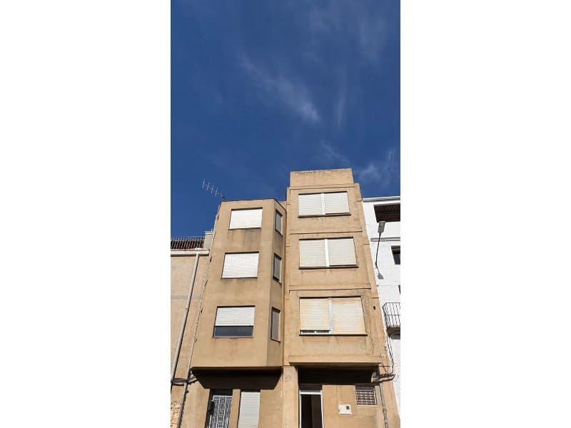 Townhouse for sale in Benlloch - € 105,000 (Ref: 9980629)