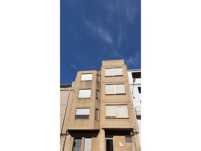 Casa em Banda para venda em Benlloch - 105 000 € (Ref: 9980629)