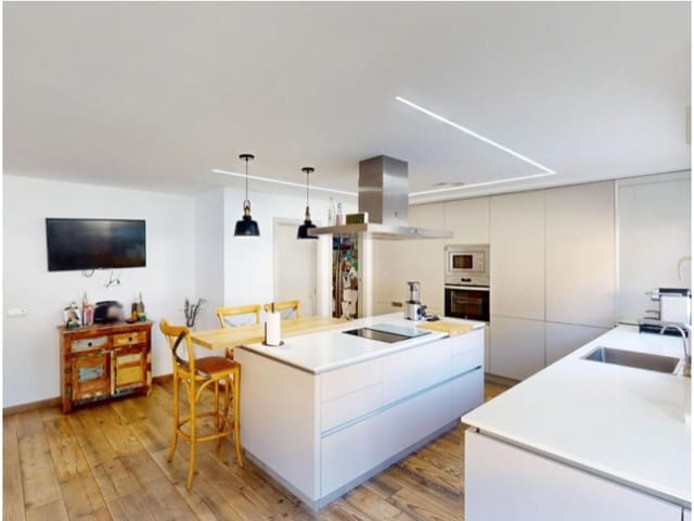 3 slaapkamer Villa te koop in Benicàssim - € 530.000 (Ref: 9980631)