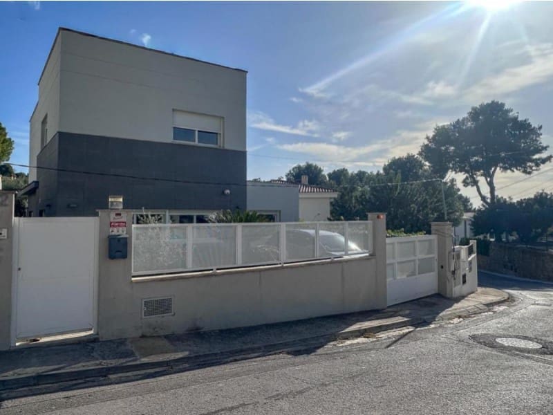 3 slaapkamer Villa te koop in Benicassim - € 530.000 (Ref: 9980631)