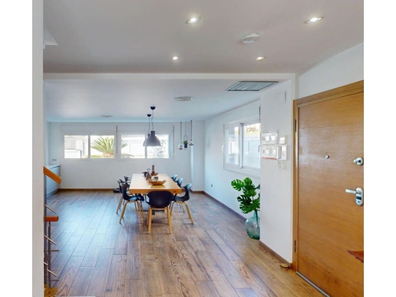 3 slaapkamer Villa te koop in Benicassim - € 530.000 (Ref: 9980631)