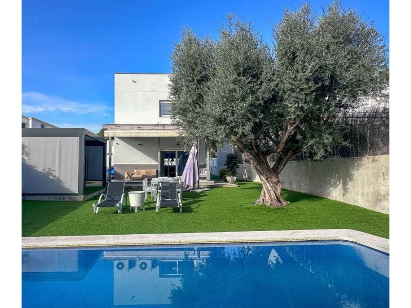3 slaapkamer Villa te koop in Benicassim - € 530.000 (Ref: 9980631)