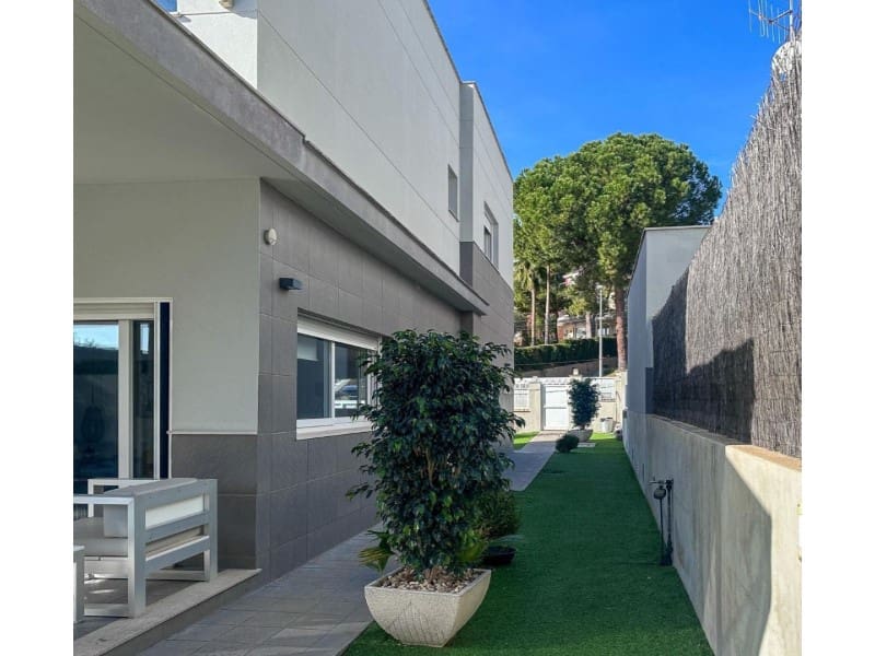 3 slaapkamer Villa te koop in Benicassim - € 530.000 (Ref: 9980631)