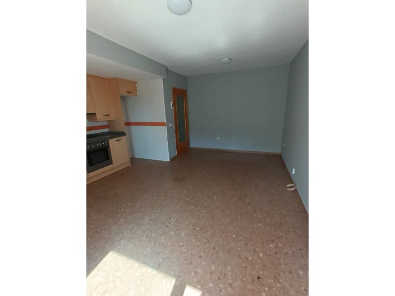 2 makuuhuone Huoneisto myytävänä paikassa Castello de la Plana mukana 
autotalli - 122 000 € (Ref: 9982906)