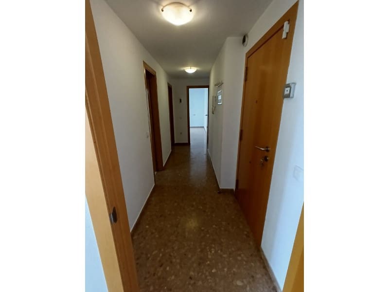 2 makuuhuone Huoneisto myytävänä paikassa Castello de la Plana mukana 
autotalli - 122 000 € (Ref: 9982906)