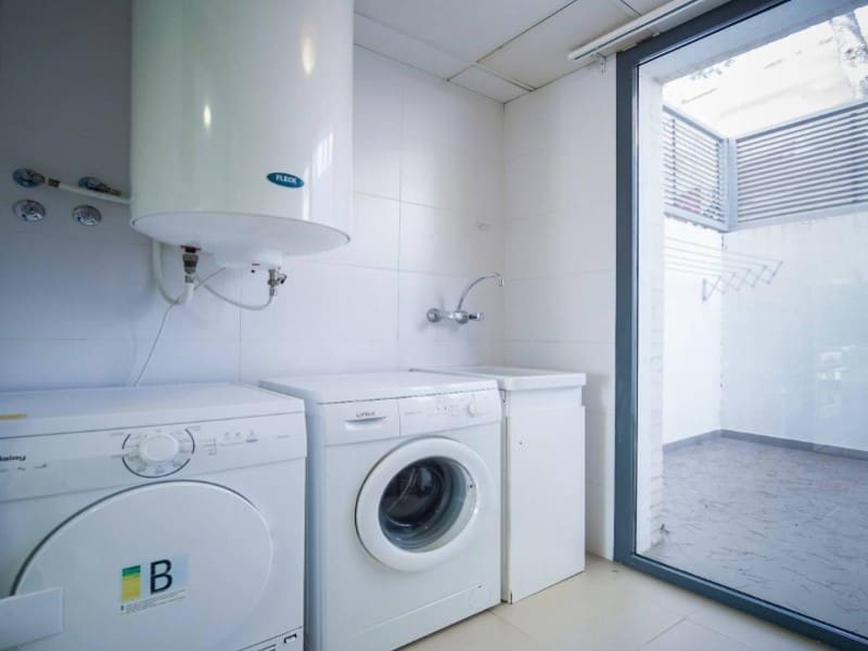 3 soveværelse Semi-Rækkehus til salg i Oropesa  med garage - € 880.000 (Ref: 9990644)