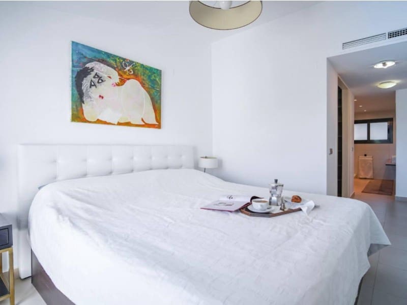 3 soveværelse Semi-Rækkehus til salg i Oropesa  med garage - € 880.000 (Ref: 9990644)