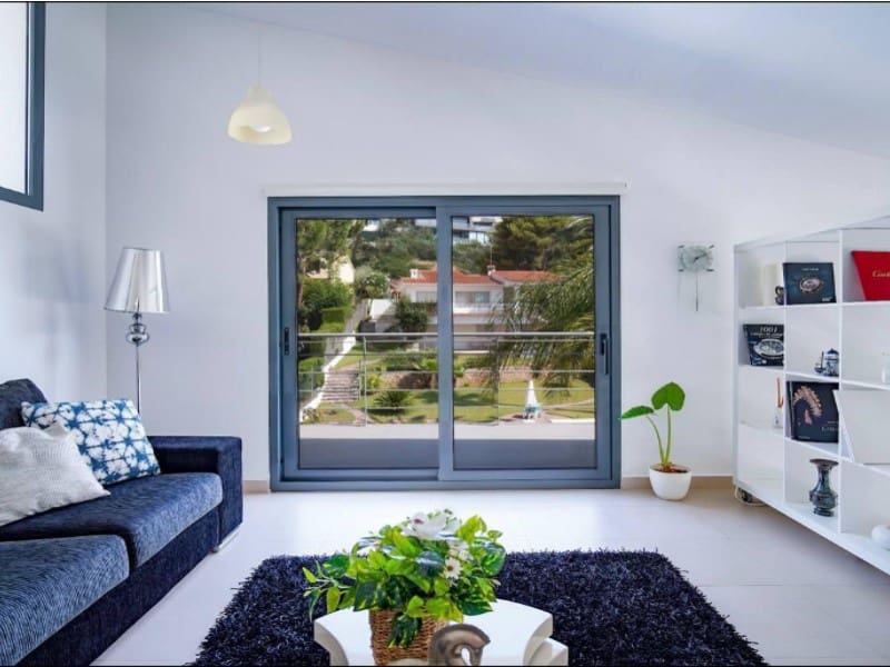 3 soveværelse Semi-Rækkehus til salg i Oropesa  med garage - € 880.000 (Ref: 9990644)