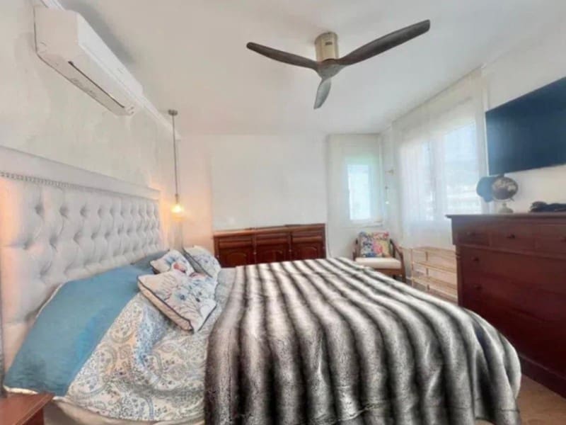 Flat for sale in Alcossebre with garage - € 299,500 (Ref: 9994171)