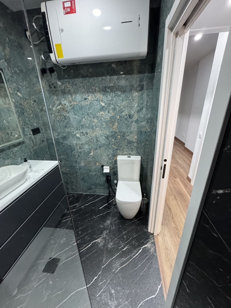 Piso de 2 habitaciones en Blanes en venta - 280.000 € (Ref: 9983965)