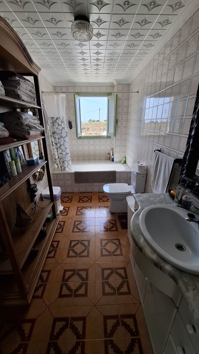 4 slaapkamer Bungalow te koop in Crevillente / Crevillent met garage - € 310.000 (Ref: 10016902)
