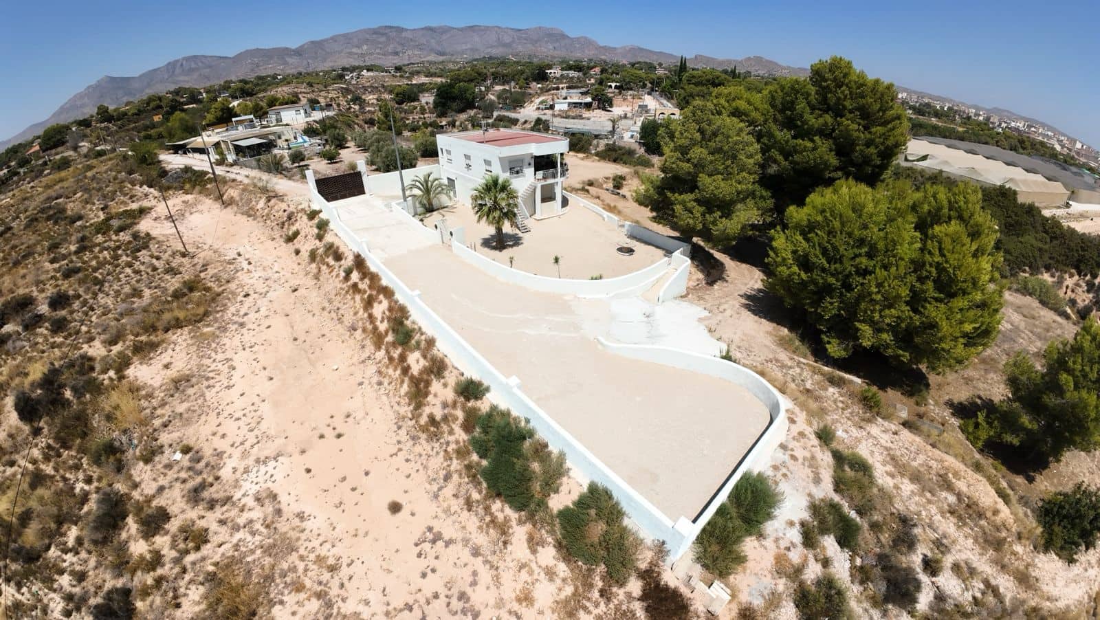 4 slaapkamer Bungalow te koop in Crevillente / Crevillent met garage - € 310.000 (Ref: 10016902)