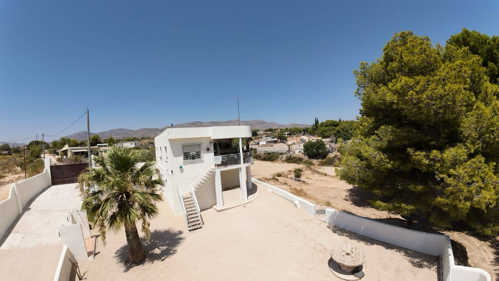 4 slaapkamer Bungalow te koop in Crevillente / Crevillent met garage - € 310.000 (Ref: 10016902)