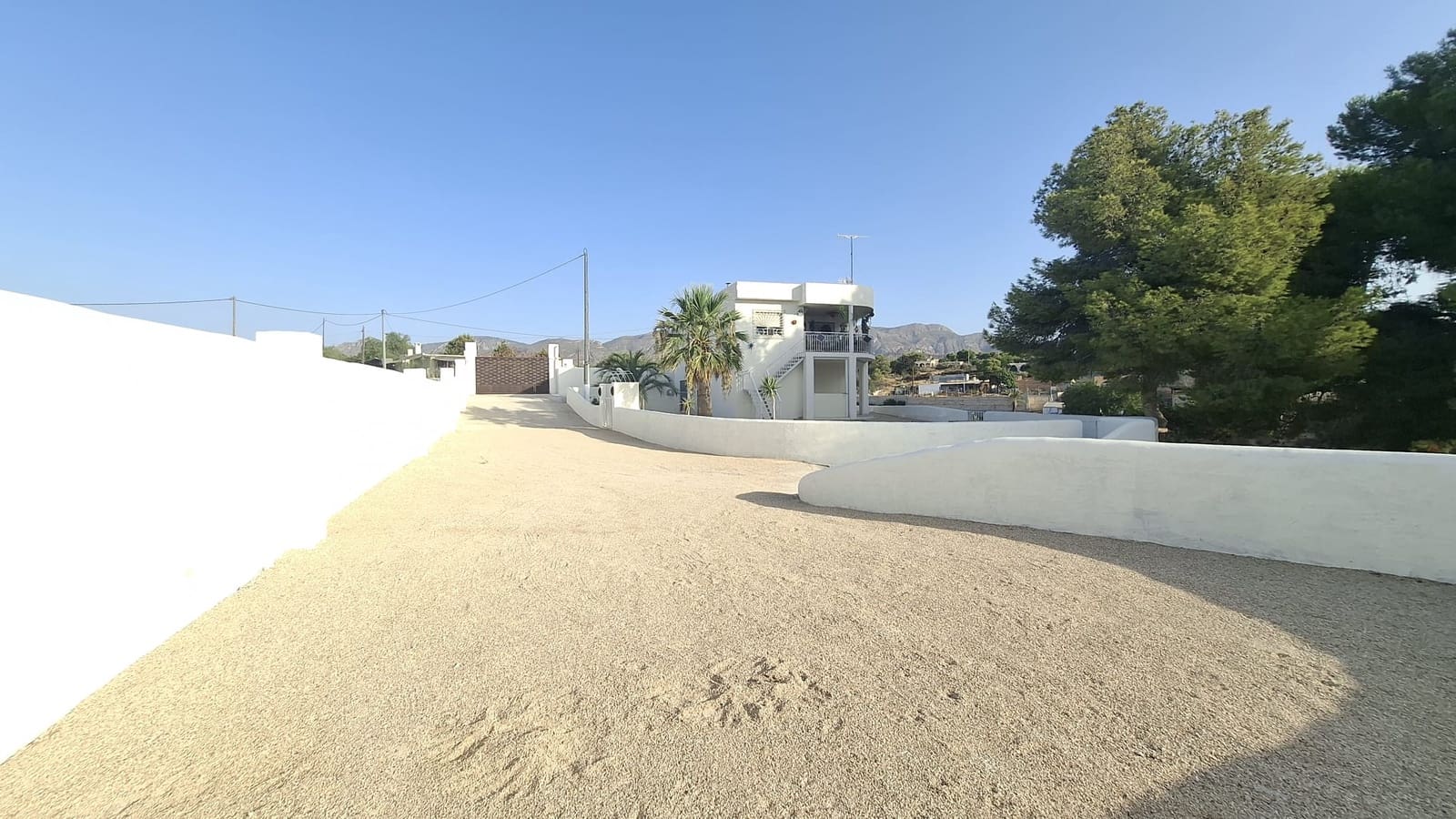 4 slaapkamer Bungalow te koop in Crevillente / Crevillent met garage - € 310.000 (Ref: 10016902)