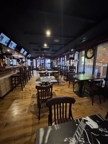 Restaurang/Bar till salu i Torrevieja med garage - 395 000 € (Ref: 10018170)