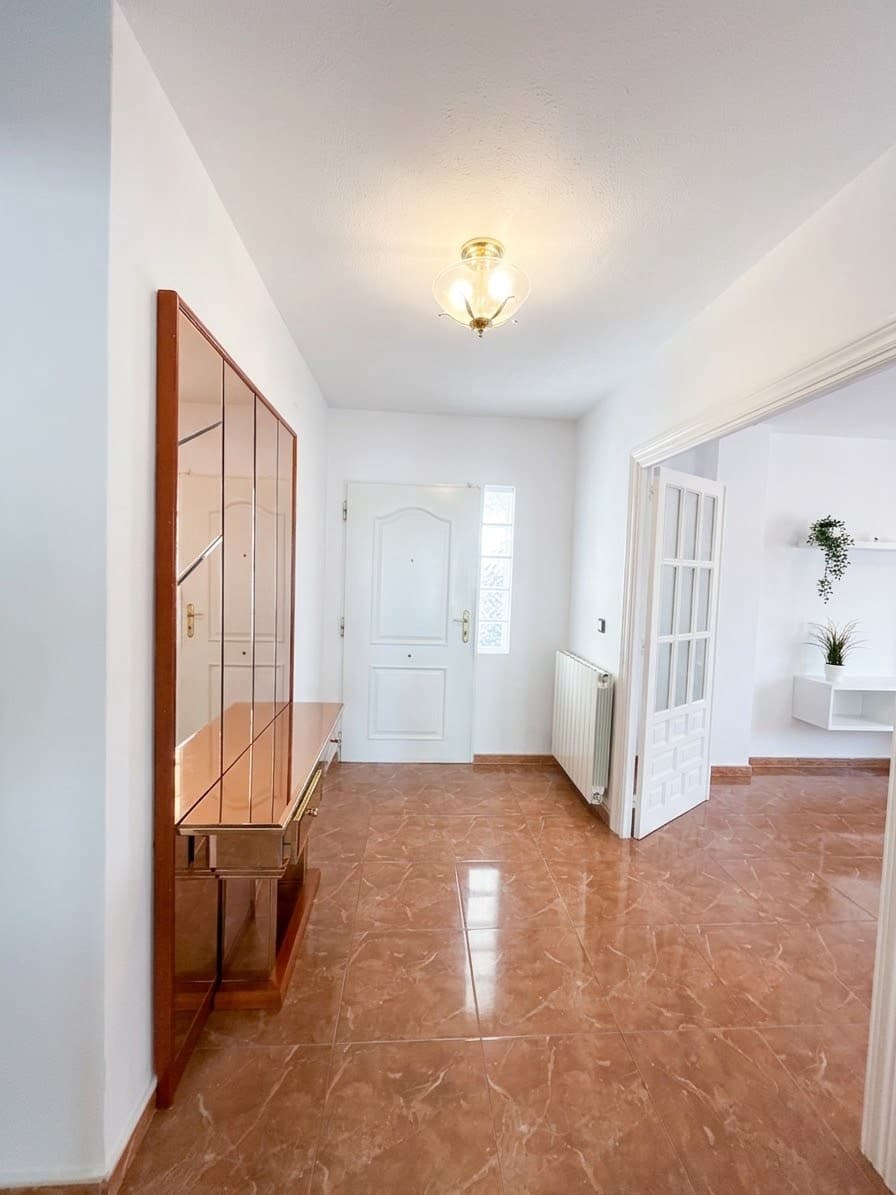 Casa de 4 habitaciones en Muchamiel / Mutxamel en venta con piscina garaje - 580.000 € (Ref: 10062294)