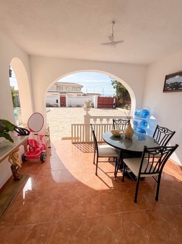 Casa de 4 habitaciones en Muchamiel / Mutxamel en venta con piscina garaje - 580.000 € (Ref: 10062294)
